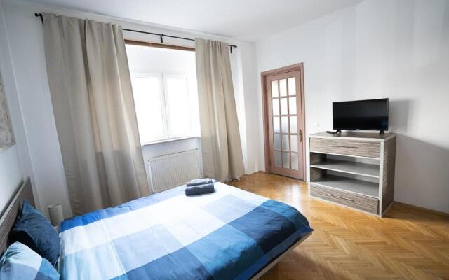 Cismigiu Garden Apartment