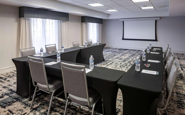 Homewood Suites by Hilton Jacksonville-South/St. Johns Ctr.