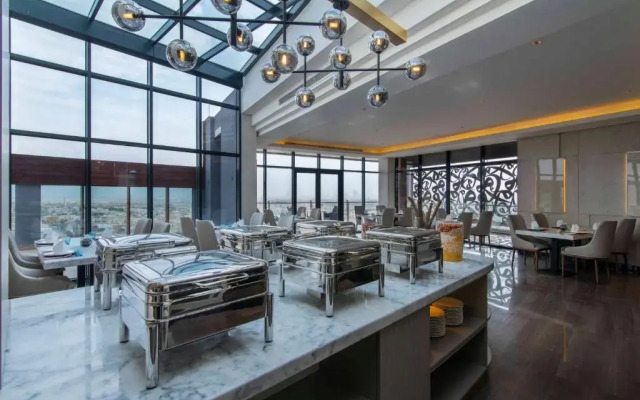 WAW Hotel Suites