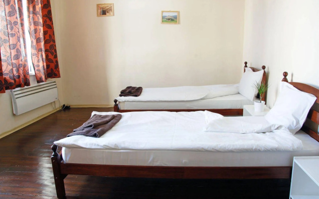 Hostel Lavele
