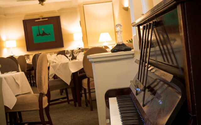 Ahernes Townhouse & Seafood Bar