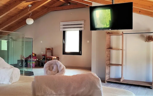 Villa ArGia with private pool & sea view