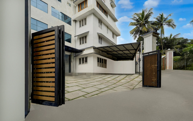 Super Townhouse Thondayad Calicut Formerly Dream Casa