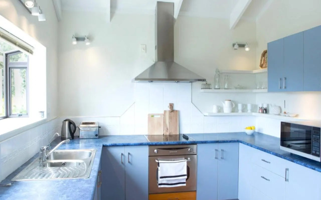 Two Rooms Onetangi - Onetangi Holiday Home