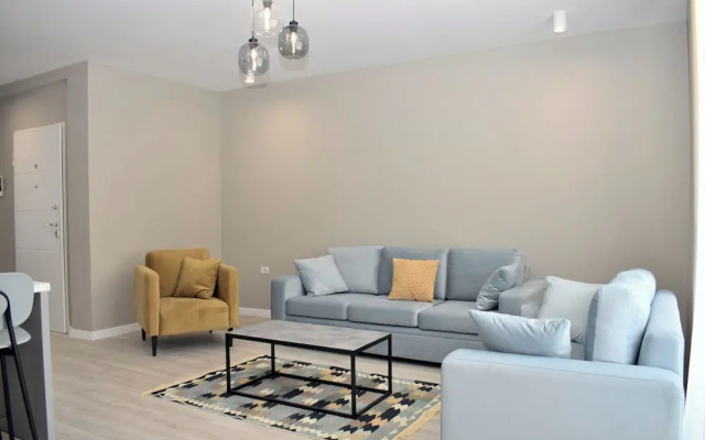 White Moon Apartment 301