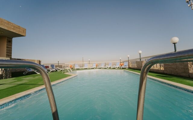 Queens Valley Hotel, Restaurants, Bars and Spa Luxor