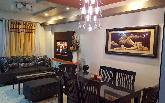 Romantic 1 Bedroom Condo at The Redwoods Condominium