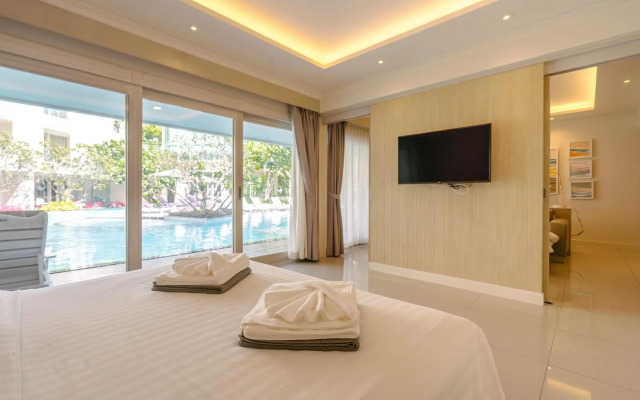The Sea - Cret Hua Hin