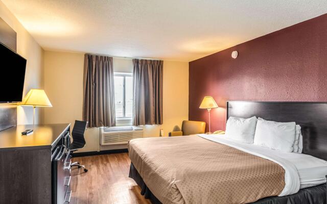 Colby Inn and Suites