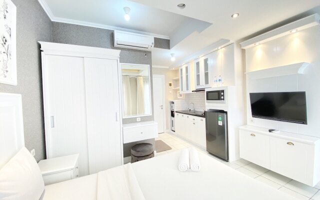 Nice Studio Room At Grand Asia Afrika Apartment