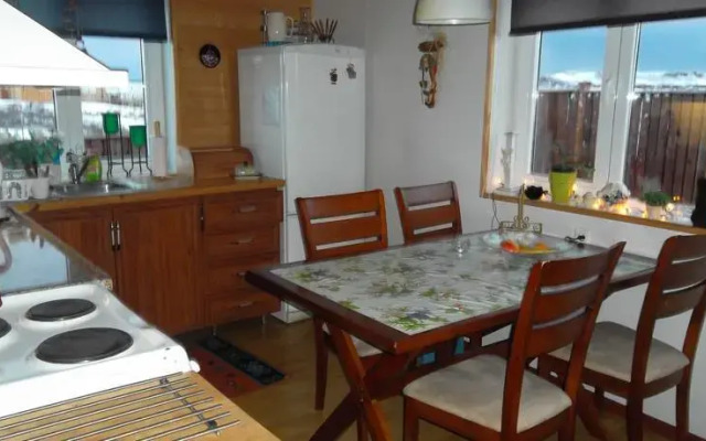 Kjarrengi Holiday Home