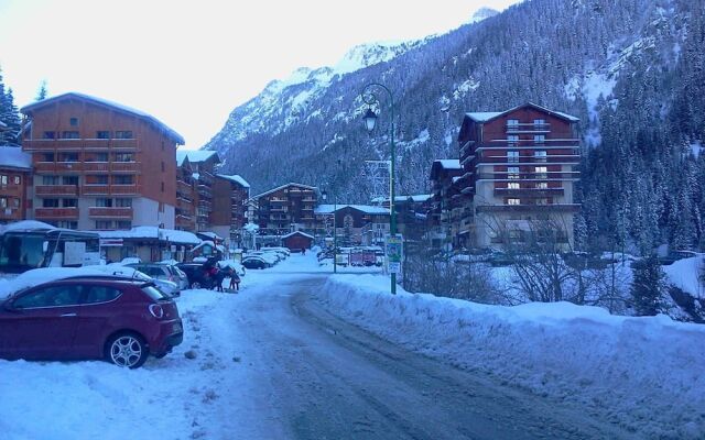 Lou Services Apartment M1-333 LSI 001