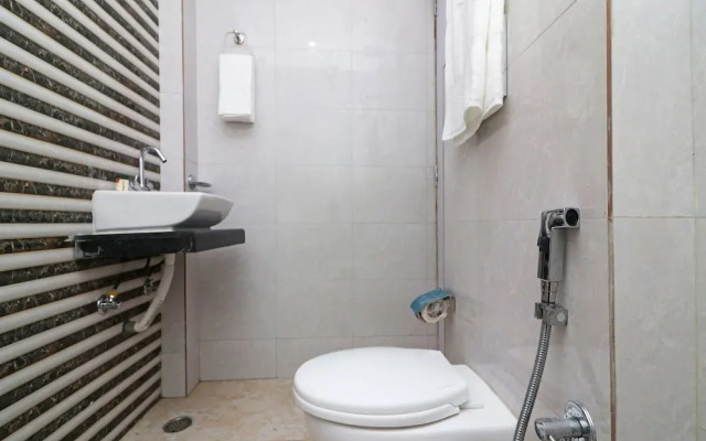 Hotel The Karlo Kastle By OYO Rooms