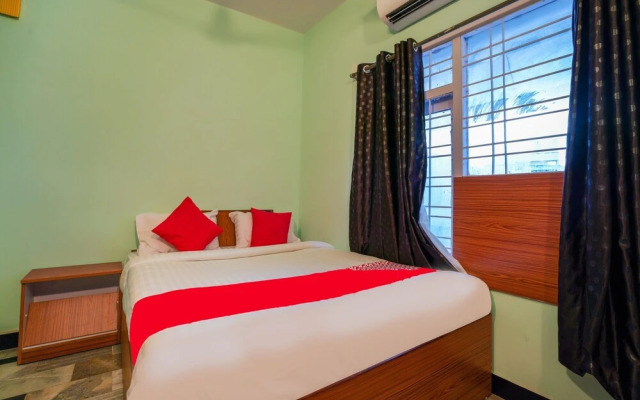 OYO 49253 Raja Residency