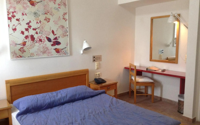 Rosebay Hotel