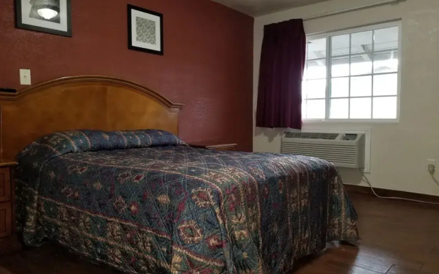 Buckboard Motel
