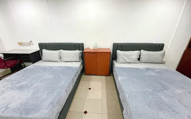 Hotel O S Homestay Premium