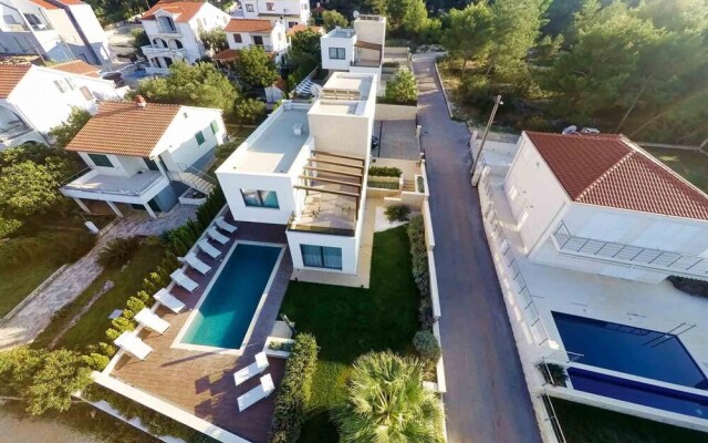 Villa Trogir Twins 1