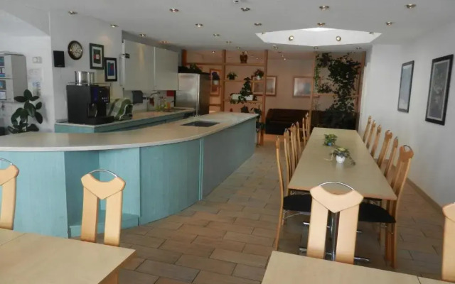 Artist Apartments & Hotel Garni