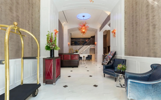 Broadway Plaza Hotel