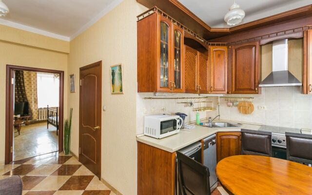 Apartment on Dolgorukovskaya 5