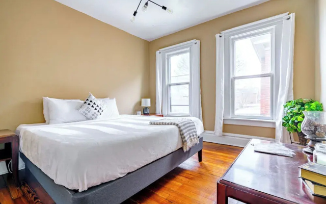 The Parkside by Jungle House – Short North Boutique Suites