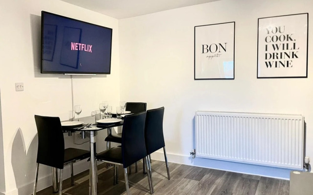 Modern 2 Double Bedroom-Free Parking