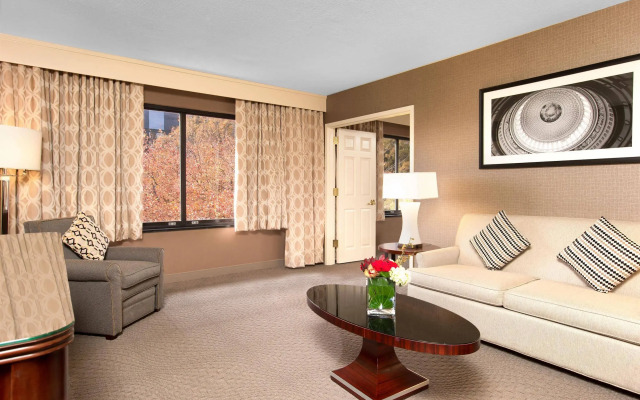 Sheraton Reston Hotel