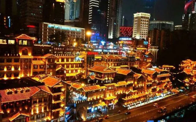 Mengzhilan Homestay (Three Gorges Square High Speed Railway Station)