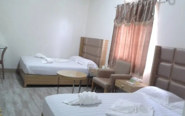 Meaco Hotel - Calbayog