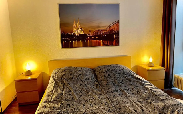 Koln Apartment I