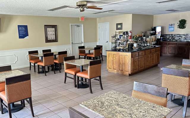 Baymont by Wyndham Greenwood