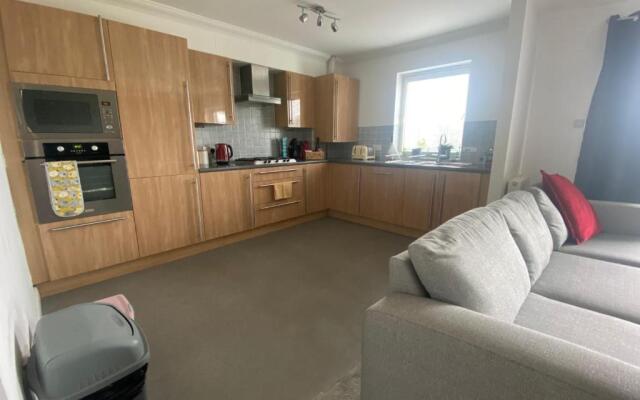 The Duplex Nairn- Spacious 3 Bedroom with sunny balcony