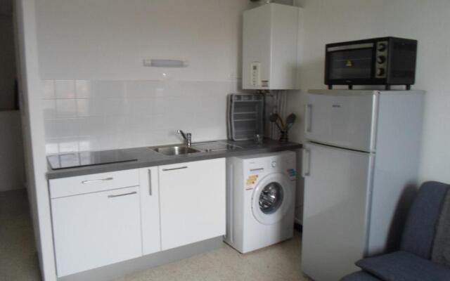 Appartement Balaruc-les-Bains, 1 pièce, 2 personnes - FR-1-503-108