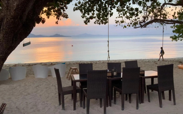 Reef Resort