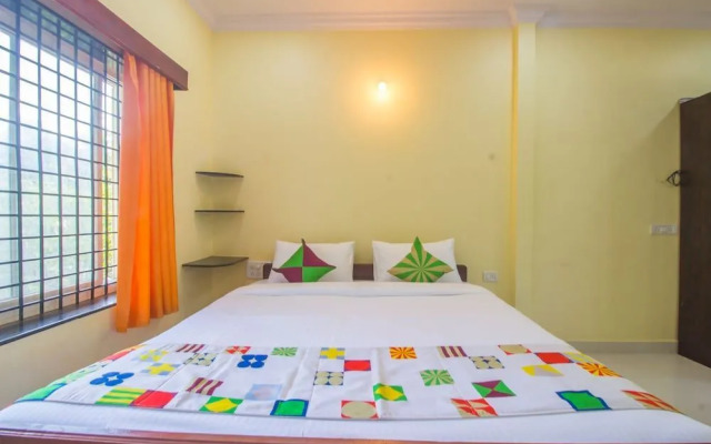 OYO 18947 Home Modern Stay Morjim Beach