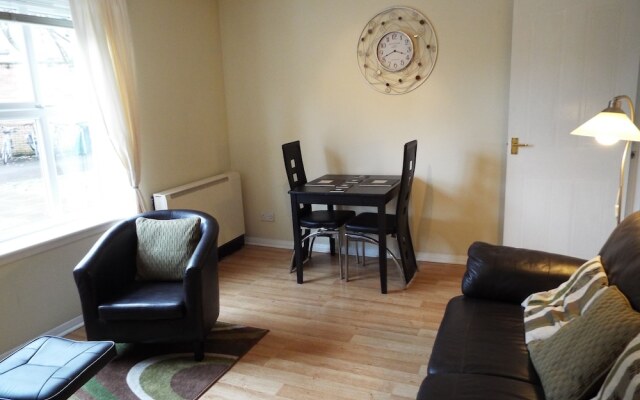 Edinburgh Palace Apartment