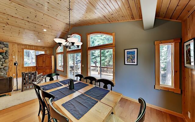 14394 Tyrol Rd Condo