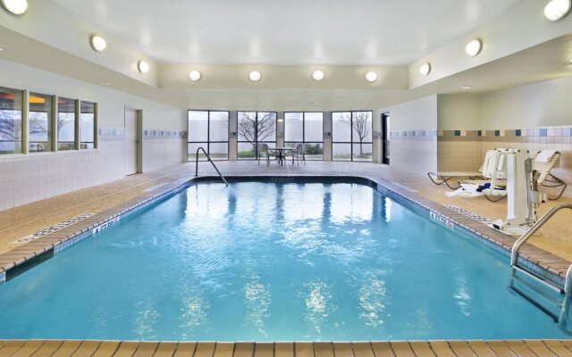 Courtyard by Marriott West Orange