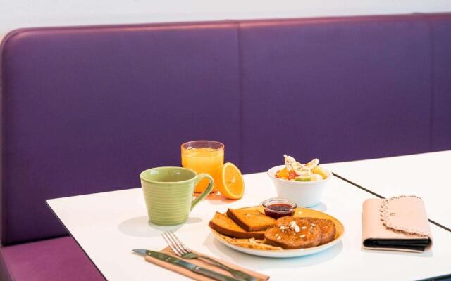 ibis Styles Montbeliard Centre Velotte