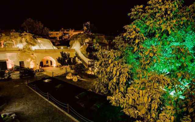 Ortahisar Cave Hotel