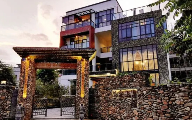 Youran Shanju Hostel