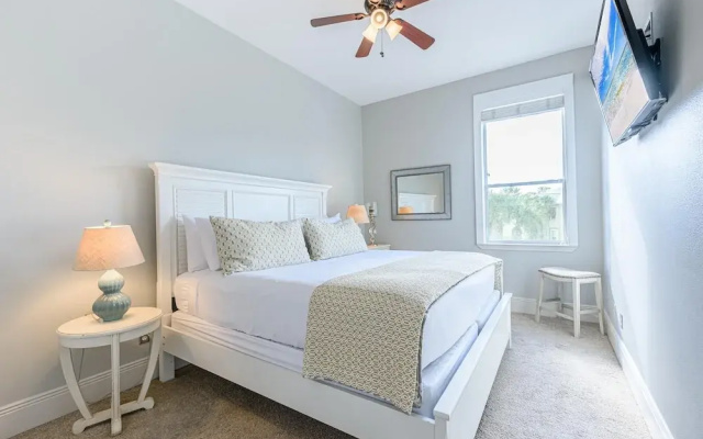 Topsail Village 824