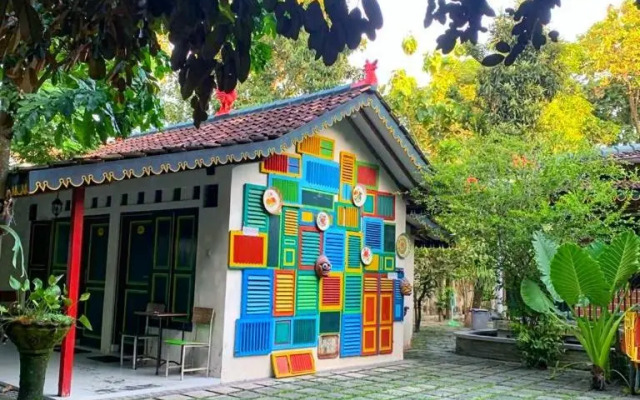 Sonosewu Guesthouse Syariah