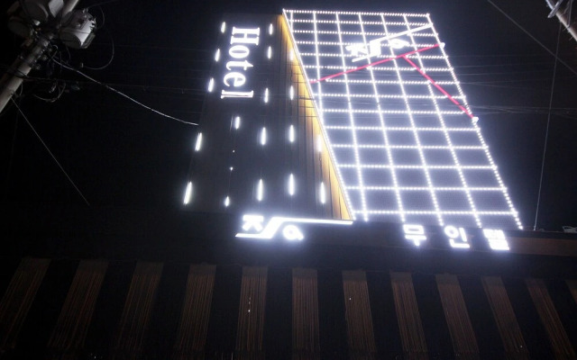 Yeosu Hakdong JA Self Check-in Motel