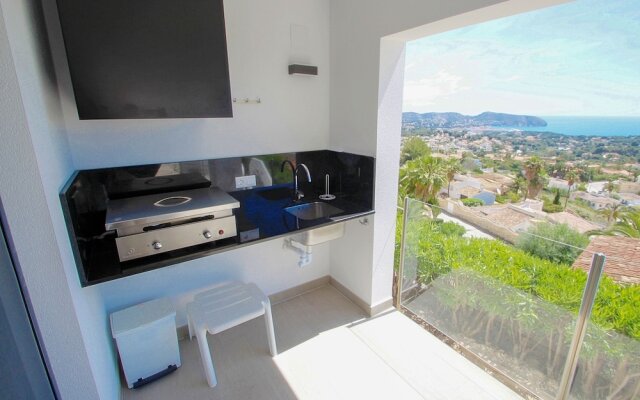 Amigos - holiday home with private swimming pool in Moraira