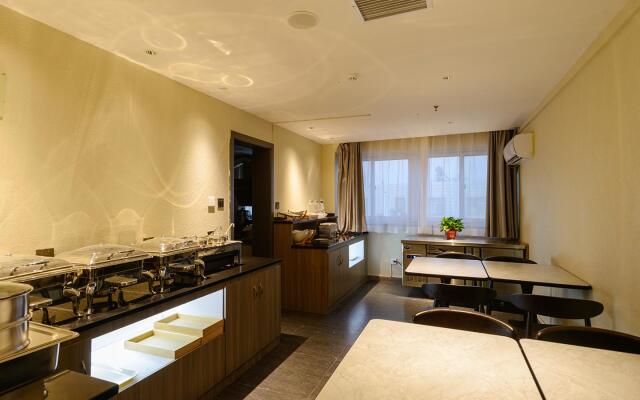 Hanting Hotel Zhengzhou Erqi Dehua Pedestrian Street