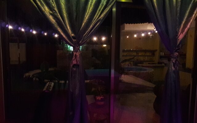 Oasis House B&B Cancun