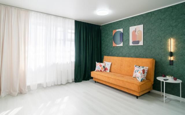 Home (Хоум) на улице Свердловская 17Б