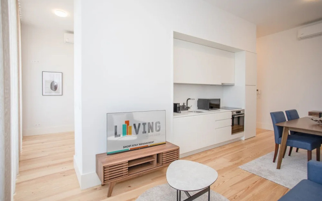 Liiiving in Porto-City View Apartment 2F